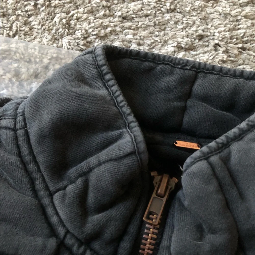Free People Quilted Black Puffer Jacket - Picture 6 of 10